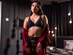 A Asian seduction in lace lingerie Porn
